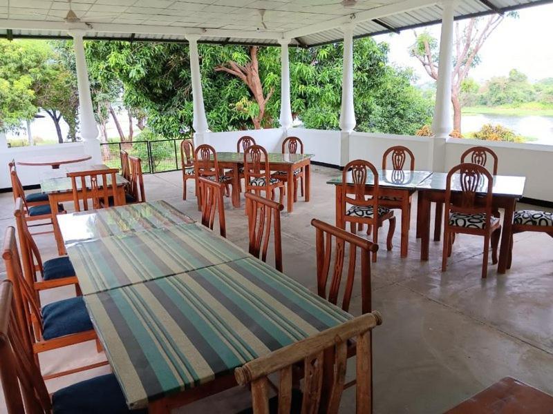 Aligama Cottage Talakolawela Kültér fotó